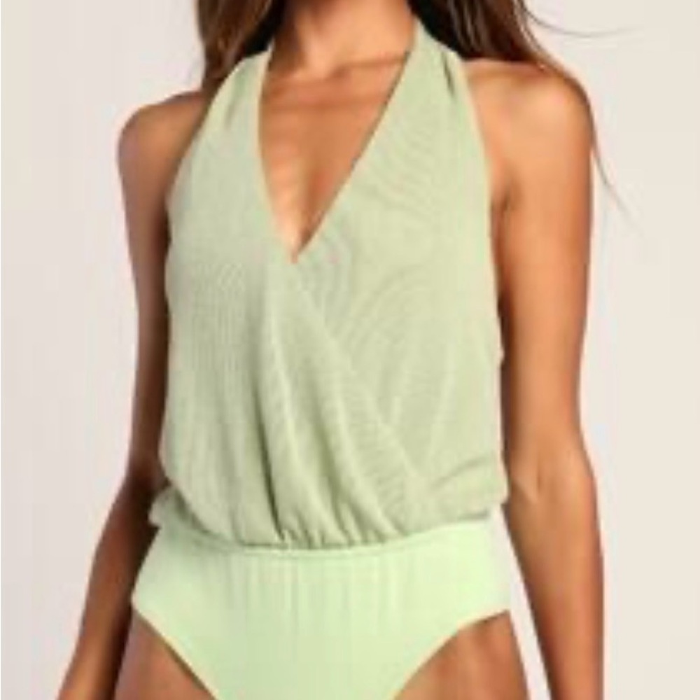 Lulu's Light Green Knit Adjustable Tie Halter Faux Wrap Bodysuit Medium - Picture 4 of 7